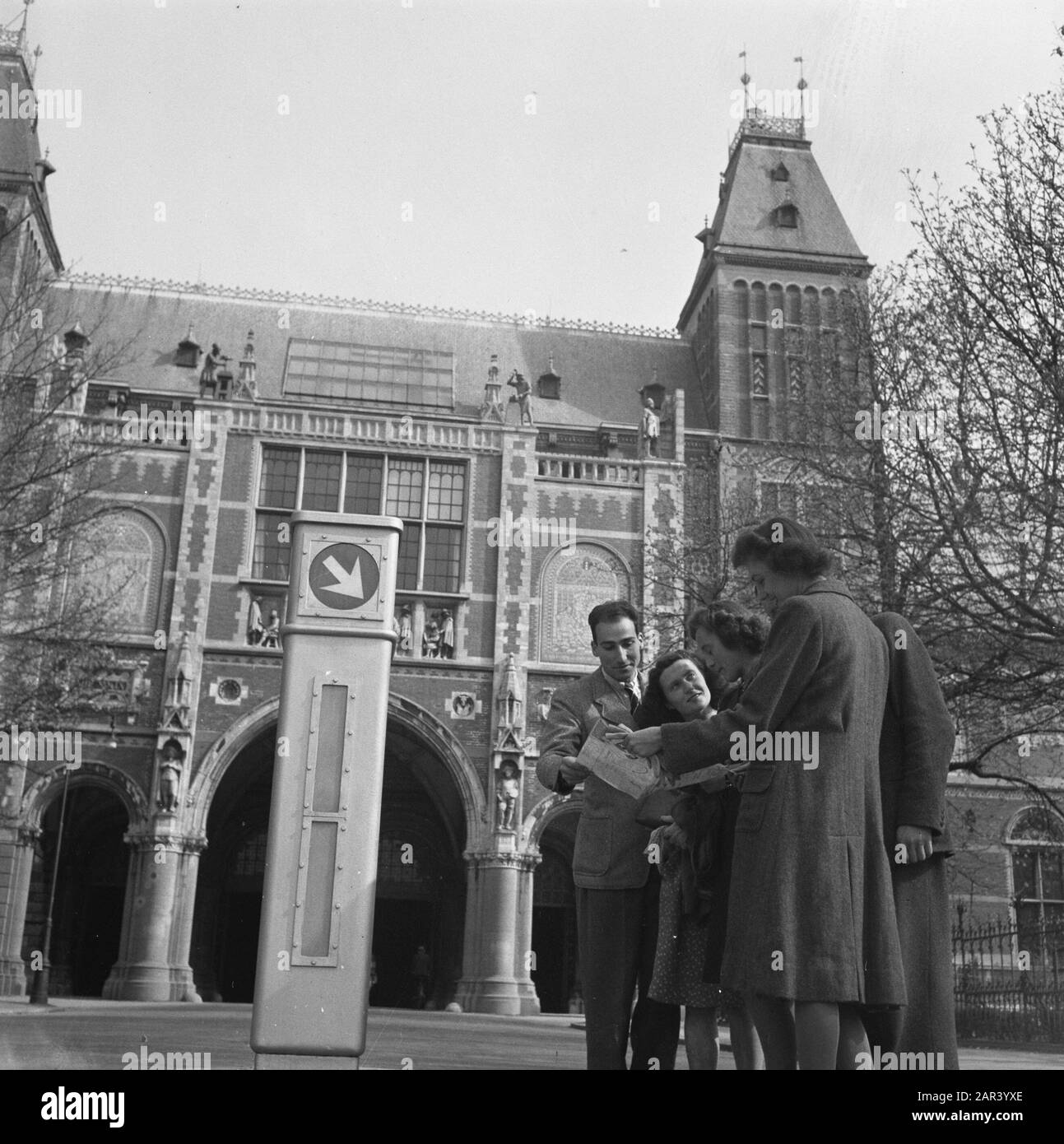Französische Studenten Datum: 20. April 1946 Schlüsselwörter: Studenten Stockfoto