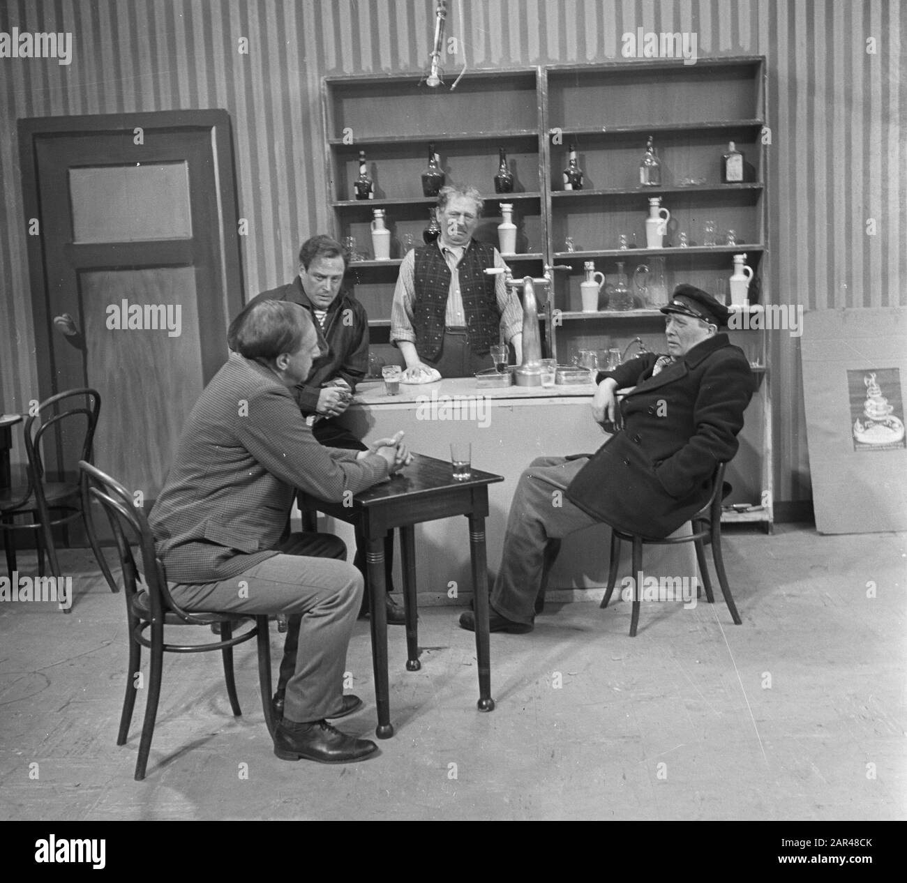 Vara Fernseh-Drama über den Eisenbahnerstreik 1903 Datum: 13. Januar 1953 Schlagwörter: Programme, Fernsehanstalt Name: Vara Stockfoto