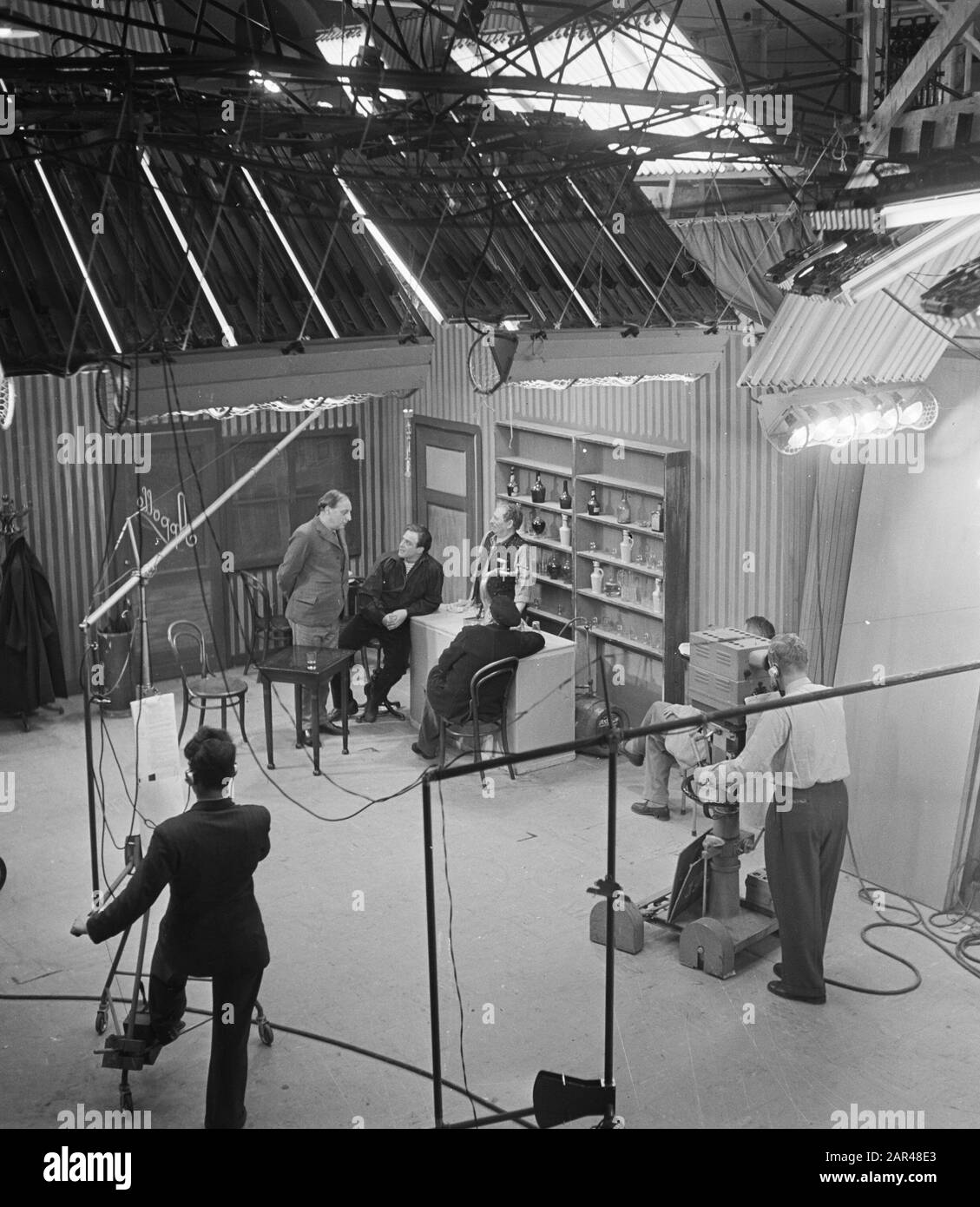 Vara Fernseh-Drama über den Eisenbahnstreik 1903 Datum: 13. Januar 1953 Schlagwörter: Kameras, Programme, Fernseh-Setting-Name: Vara Stockfoto