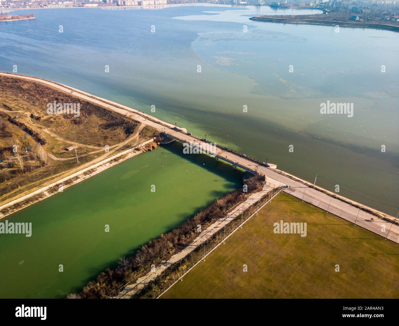 Podul vechi dambovita Stockfotos und bilder Kaufen Alamy