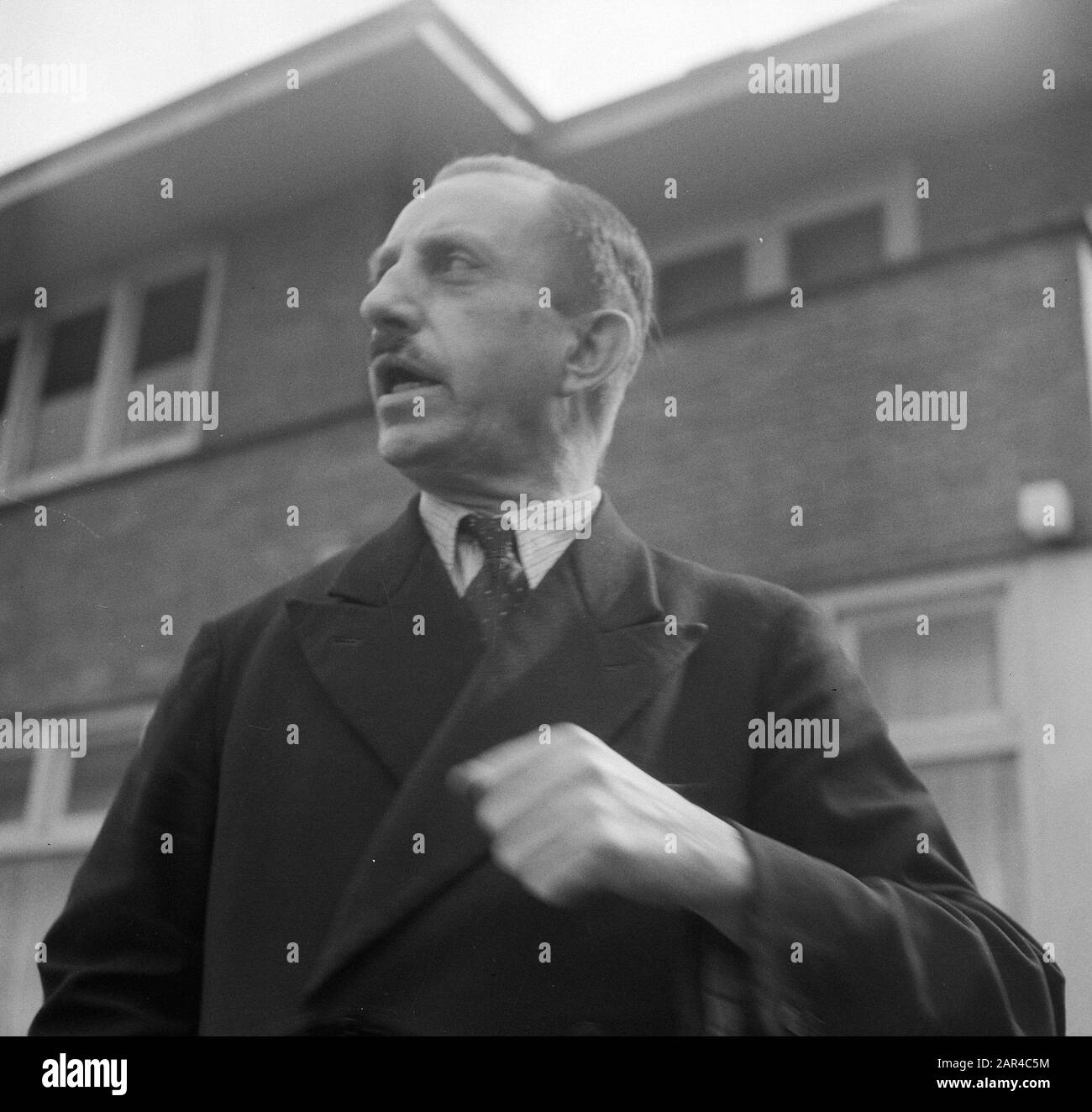 Serie Grenzkorrektur Deutschland. Kopf mit Hitler Schnurrbart Datum: 19. April 1948 Ort: Deutschland Stockfoto