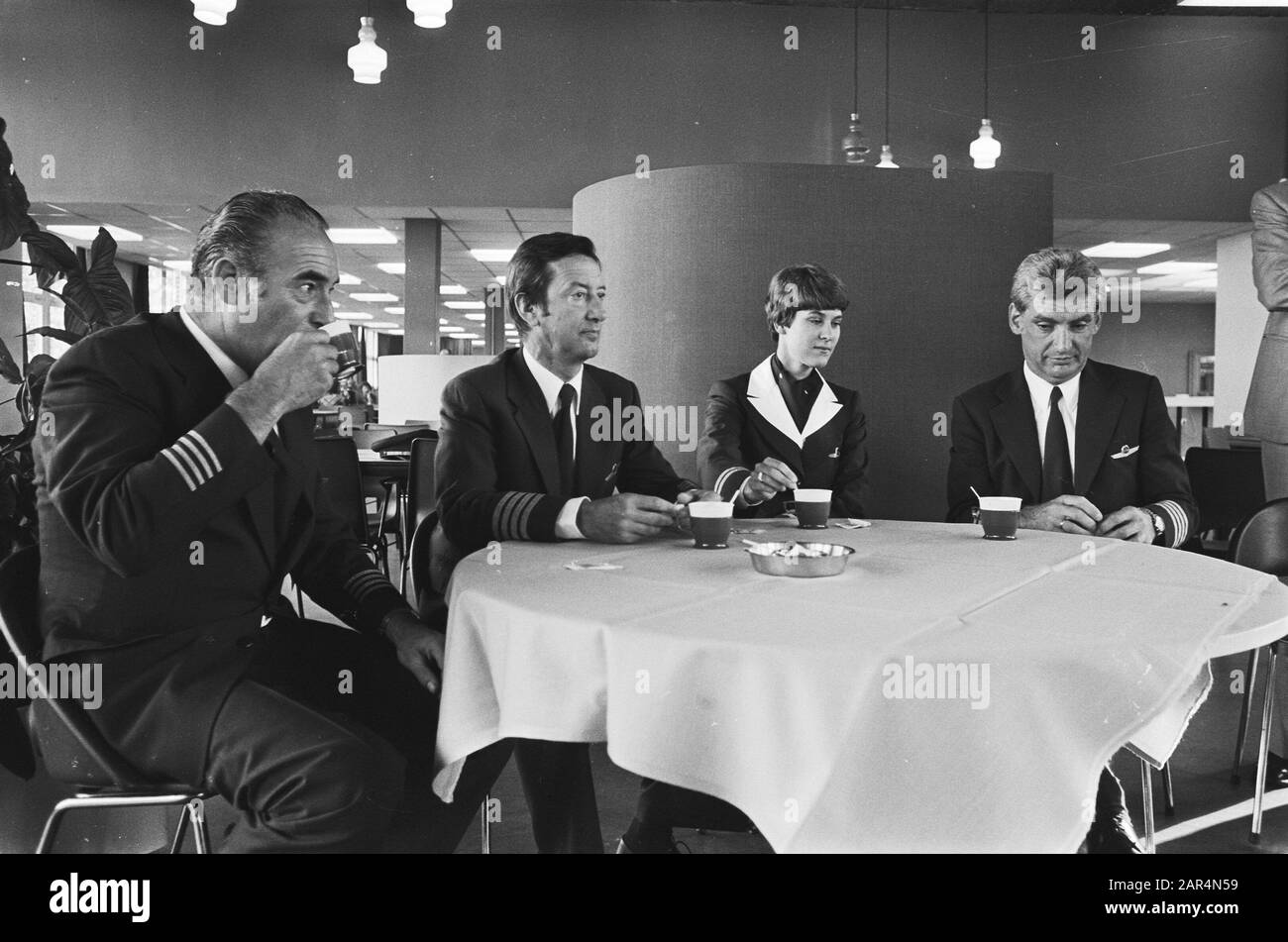 Erste weibliche Fluglinie Pilot bei KLM, Miss Verkaik, Zuordnungen Privatdatum: 15. August 1978 Schlagwörter: Verkehrspiloten Institutionenname: KLM Stockfoto