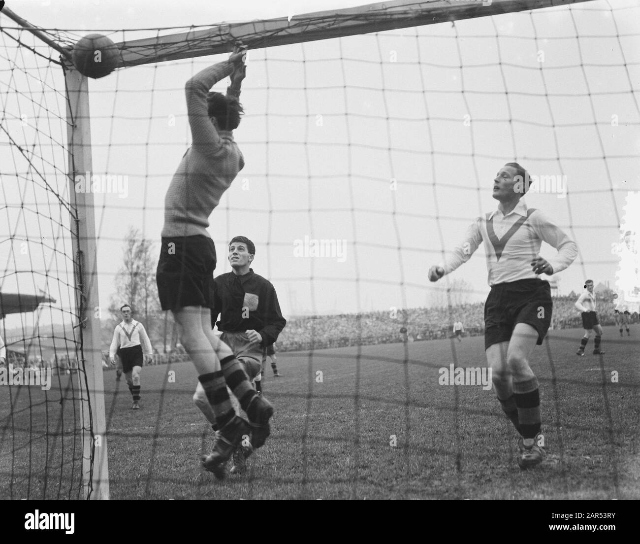 EBOH gegen Excelsior 0-0 Datum: 8. November 1953 Ort: Dordrecht Schlüsselwörter: Sport, Fußball-Institution Name: Excelsior Stockfoto