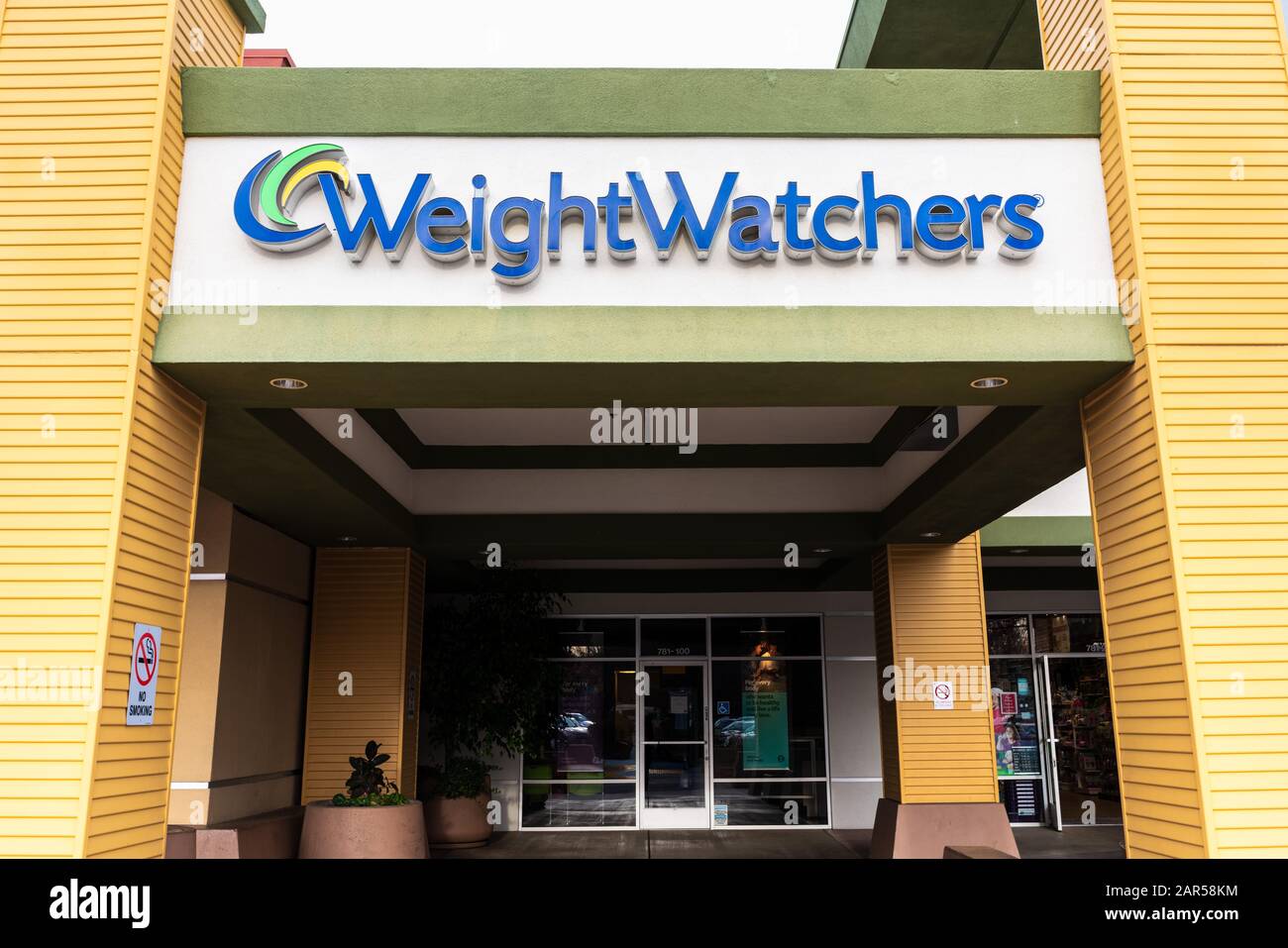 20. Dezember 2019 Sunnyvale/CA/USA - WeightWatchers Location in San Francisco Bay; WW International, ehemals Weight Watchers International, bietet pro an Stockfoto