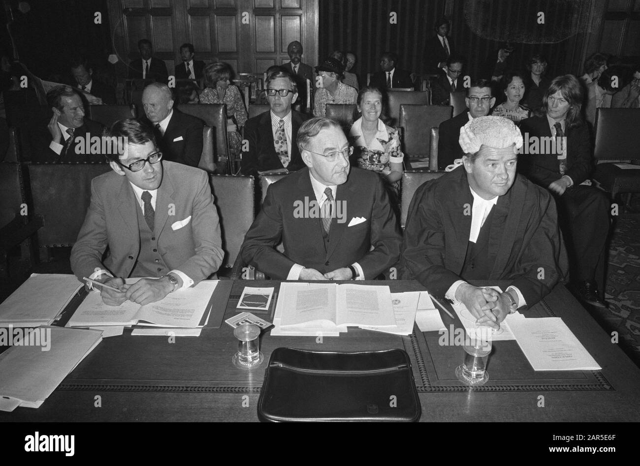 Internationaler Gerichtshof in den Haag Urteil über die Klage Australiens wegen französischer Atomtests Datum: 22. Juni 1973 Standort: Den Haag, Zuid-Holland Schlüsselwörter: JUSTIES, Erklärungen Stockfoto