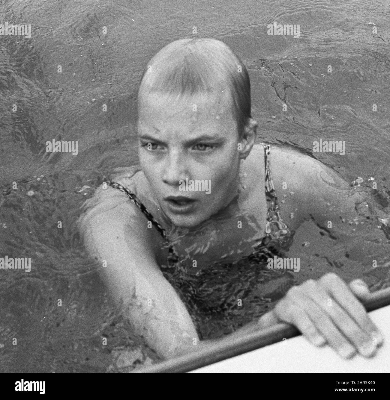 schwimmdamenmannschaft 