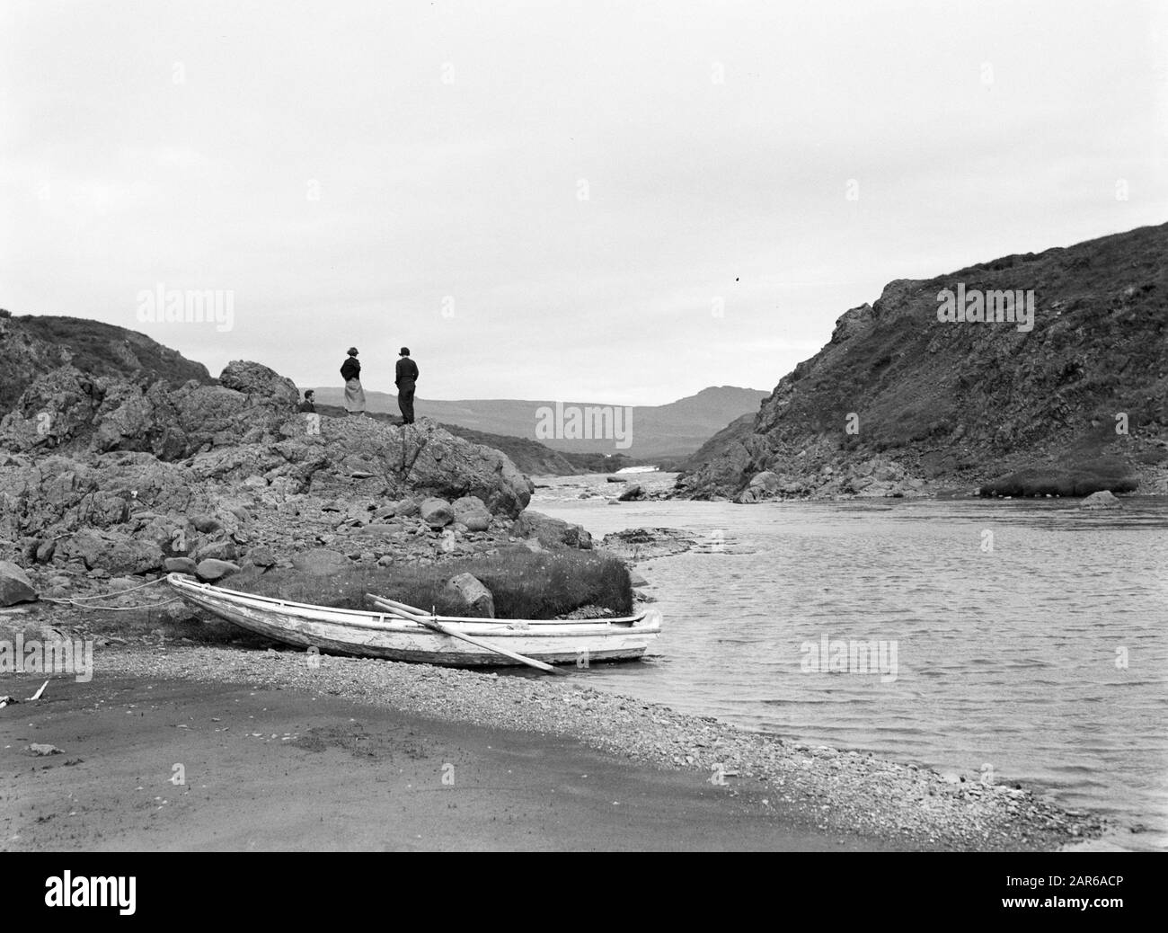Island Laxfoss. Landschaft mit dem Norðurá (Nordfluss) Datum: 1934 Ort: Island Schlüsselwörter: Berge, Landschaften, Flüsse, Felsen Stockfoto