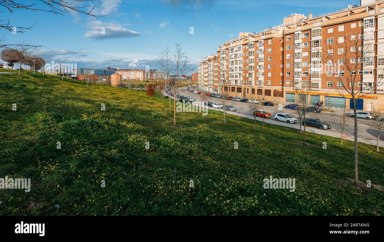 Madrid, Spanien - 26. Januar 2020: Wohnviertel in Las Tablas Madrid Spanien Stockfoto