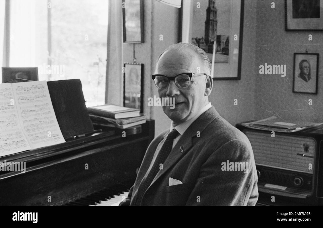 Portraits von A.F. Ravelli (niederländischer Sänger und Lehrer 70 Jahre) Datum: 24. Mai 1962 Schlüsselwörter: PORTRETS, Sänger persönlicher Name: A.F. Ravelli Stockfoto