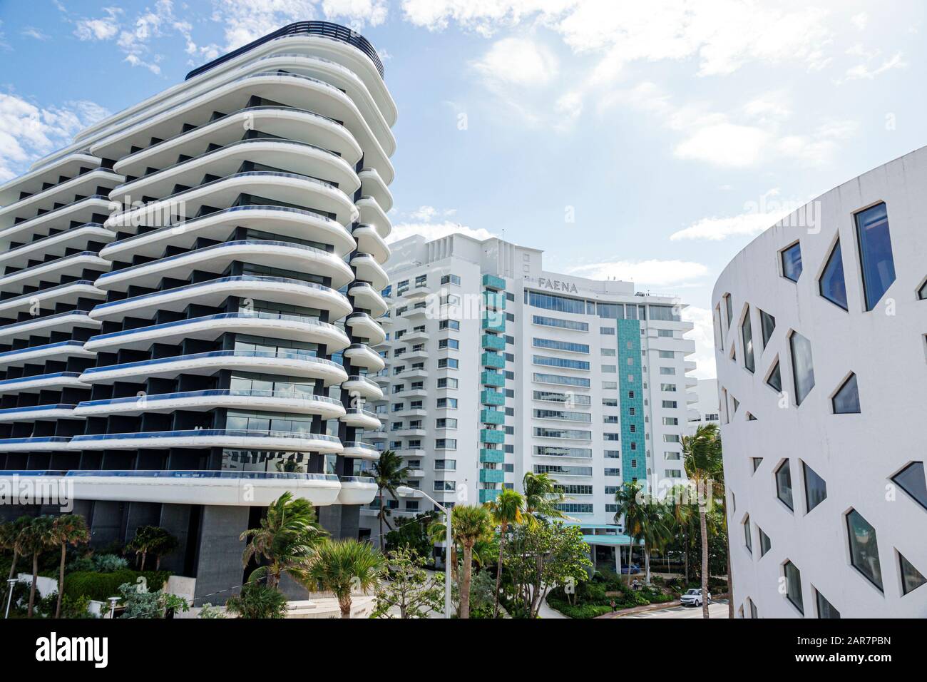 Miami Beach, Florida, Collins Avenue, Faena District Forum, kulturelles Viertel, Veranstaltungsort für Veranstaltungen, luxuriöse Wohnanlage, Hochhaus, Contem Stockfoto