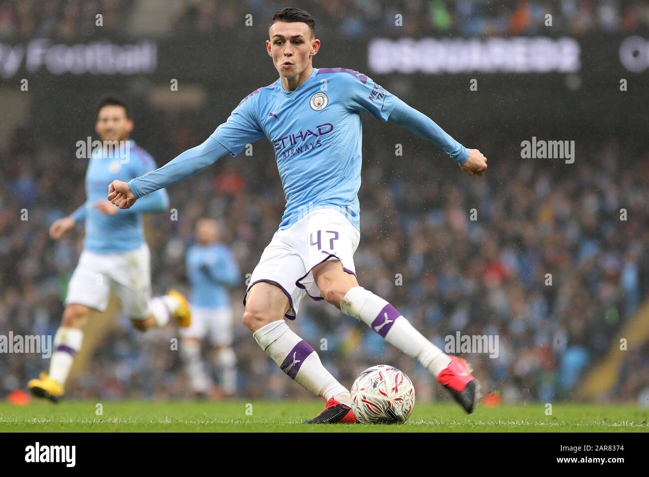Manchester, Großbritannien. Januar 2020. Phil Foden von Manchester City im Rahmen des FA-Cup-Spiels zwischen Manchester City und Fulham im Etihad Stadium, Manchester am Sonntag, 26. Januar 2020 im Einsatz. (Kredit: Tim Markland/MI News) Foto darf nur für redaktionelle Zwecke in Zeitungen und/oder Zeitschriften verwendet werden, Lizenz für kommerzielle Nutzung erforderlich Kredit: MI News & Sport /Alamy Live News Stockfoto