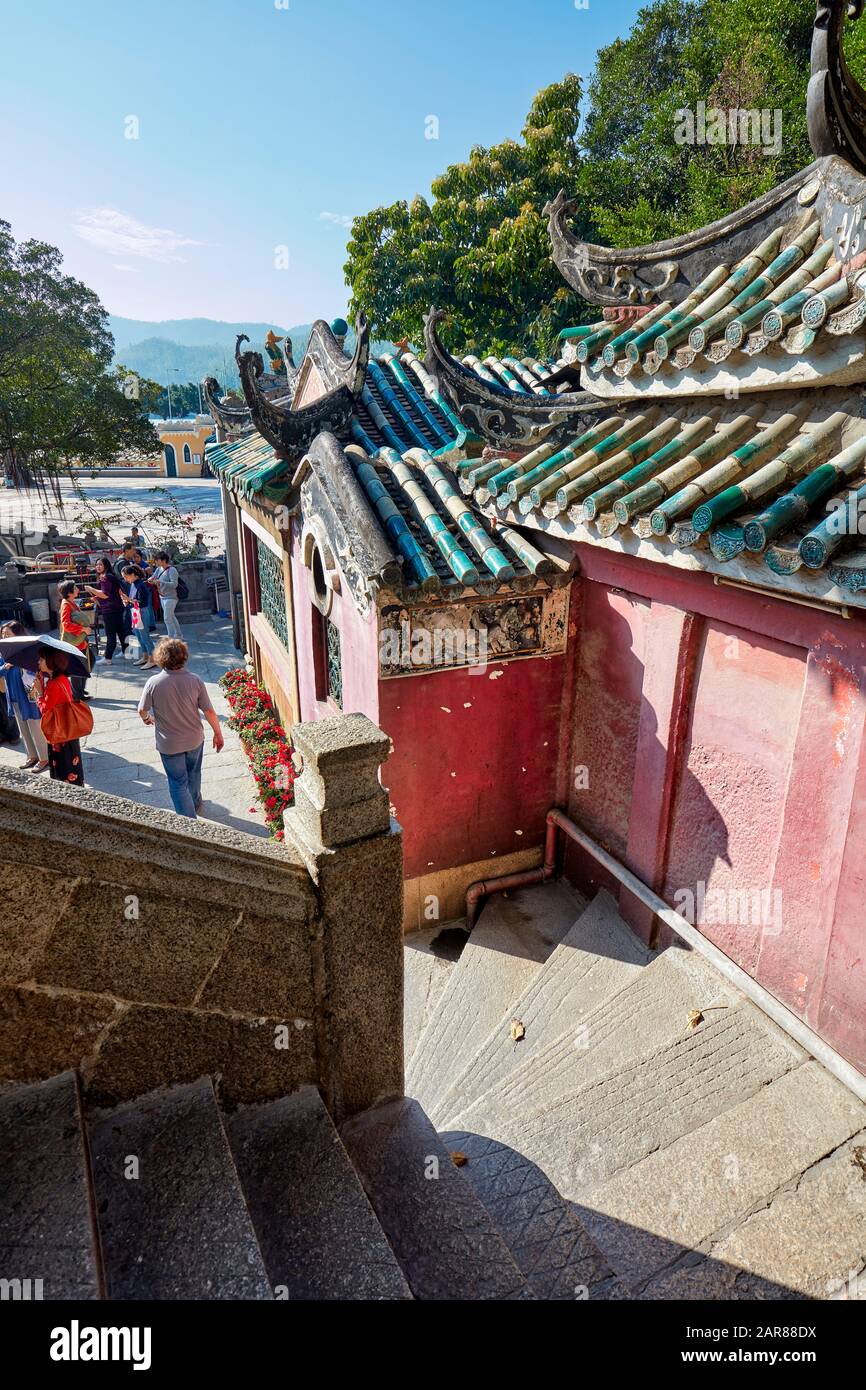Kurvenreiche Steintreppe am A-Ma Tempel. Macau, China. Stockfoto