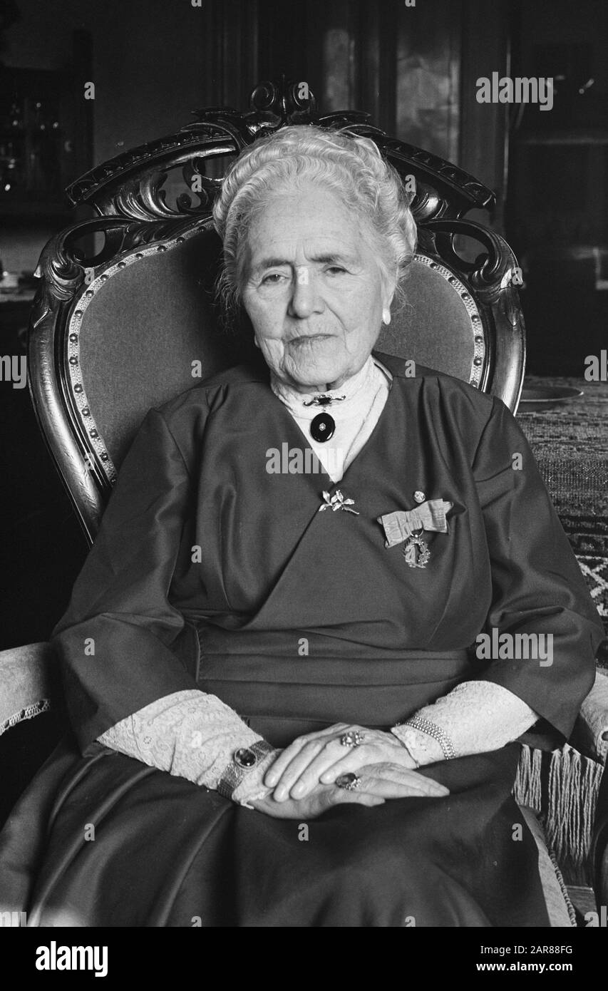 RIKA Hopper, 24. Oktober 85 Jahre (Kopf) Datum: 18. Oktober 1962 Schlagwörter: Porträts Personenname: Trichter, Rika Stockfoto