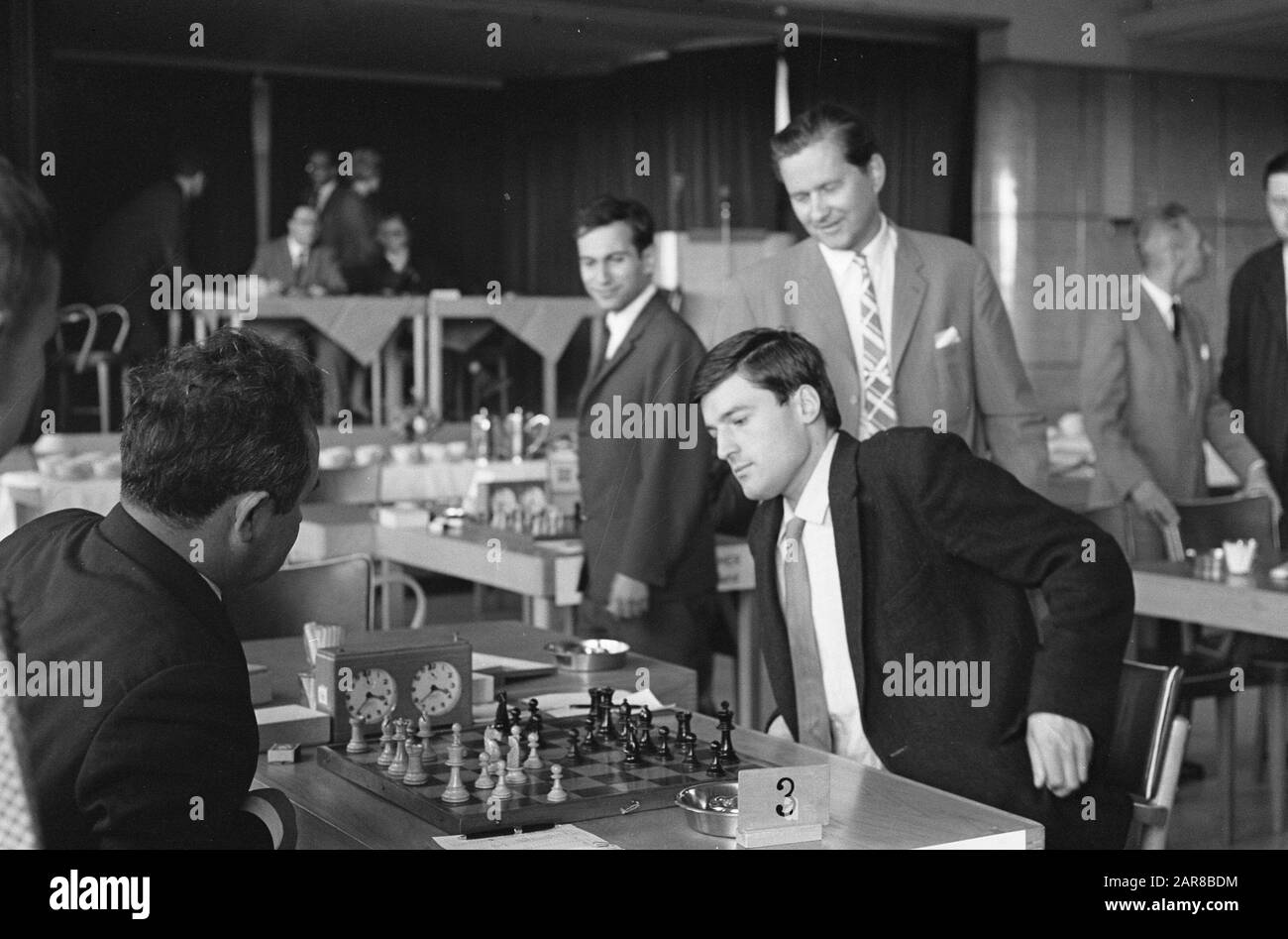 Eindeutiges Schach-Stück stockbild. Bild von ausgewählt - 1386183