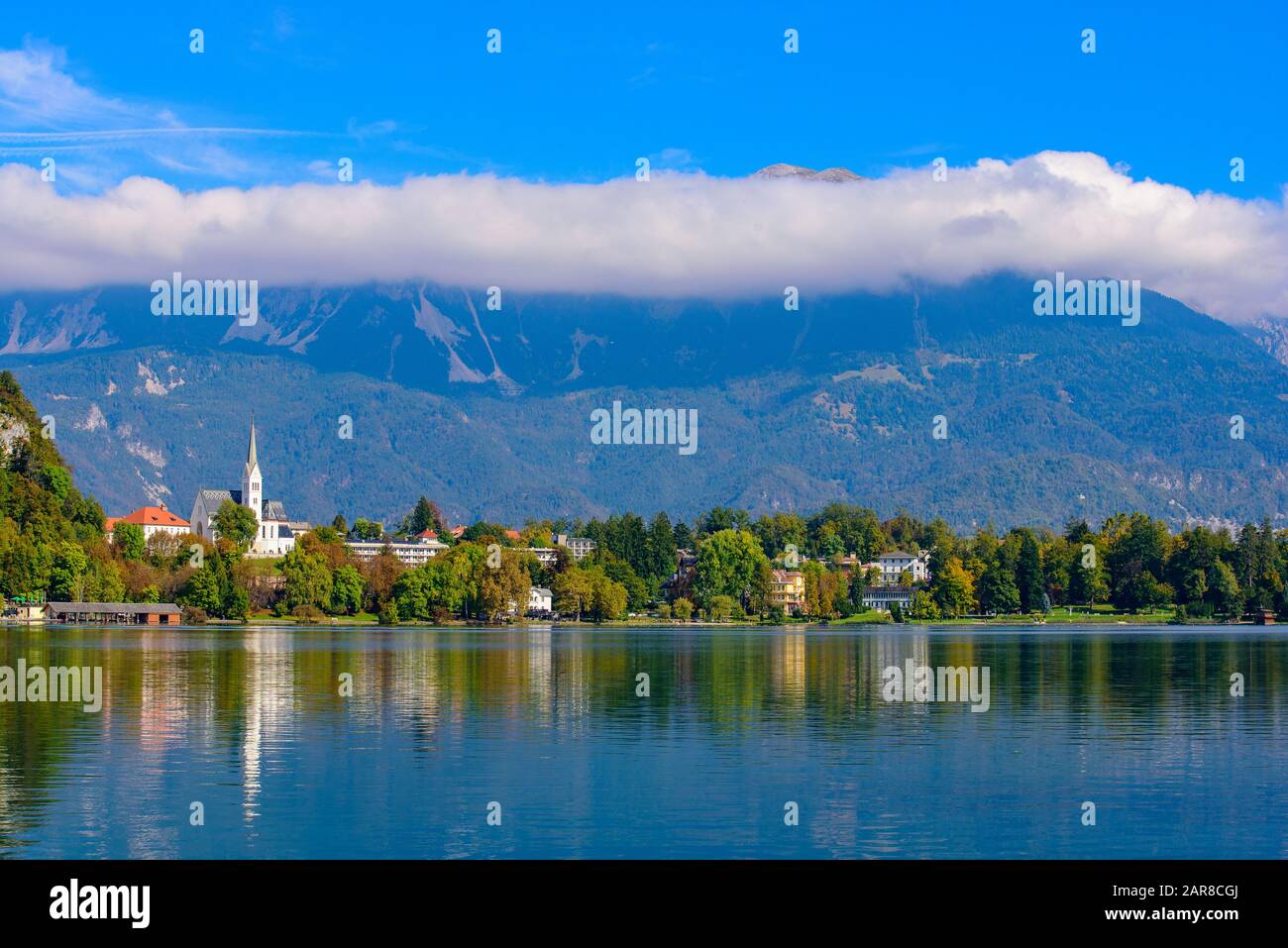 Der Bleder See, ein beliebtes Touristenziel in Slowenien Stockfoto Der Bleder See, ein beliebtes Touristenziel in Slowenien Stockfoto