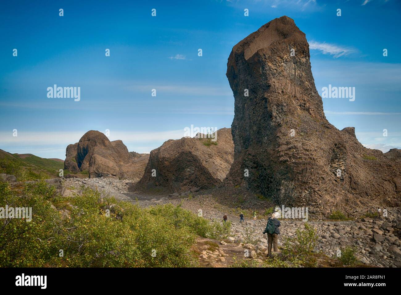 Seltsame unheimliche Gesichter in den Felsen in Lavagesteinen bei Hijodaklettar, Island Stockfoto