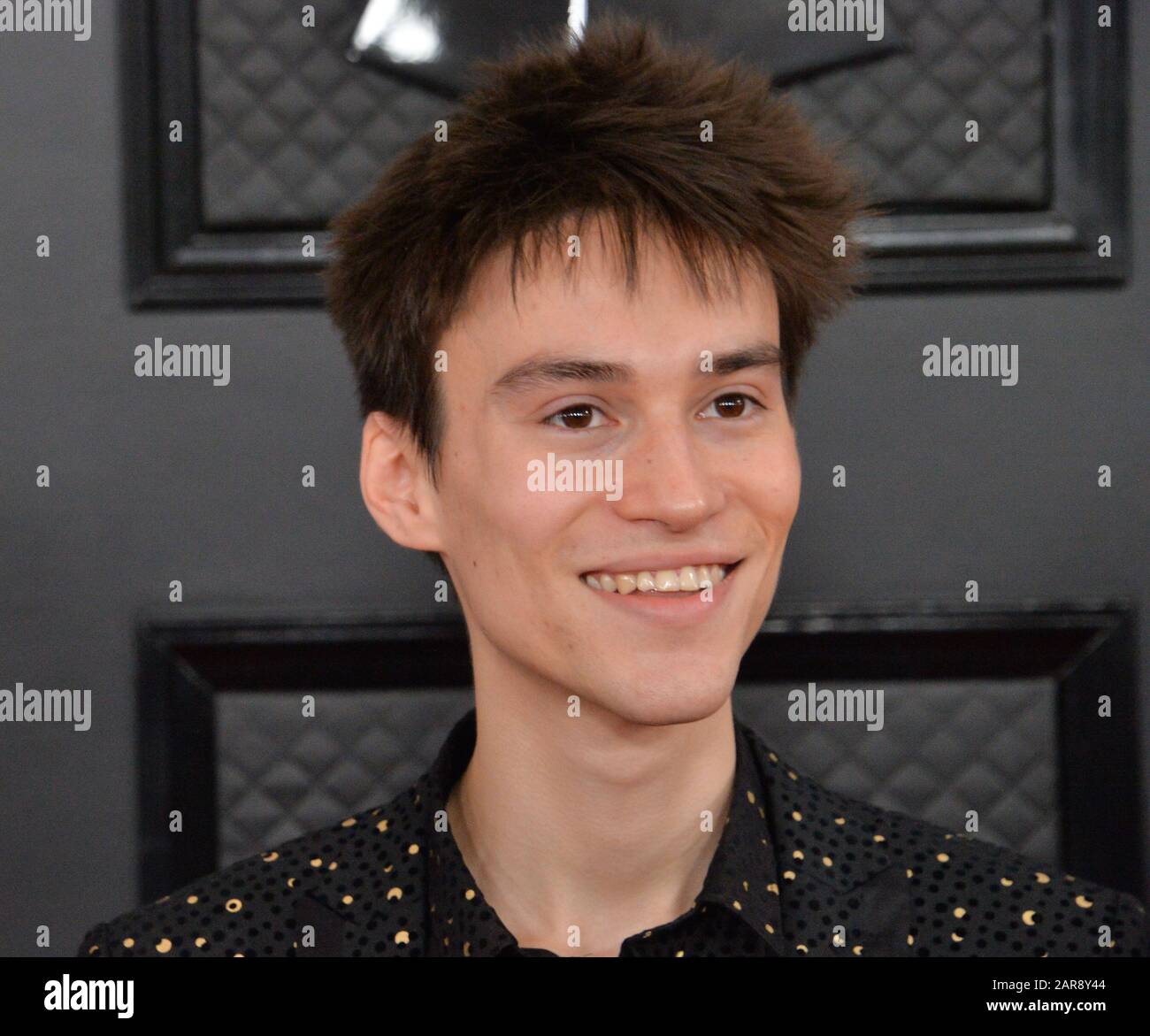 Los Angeles, USA. Januar 2020. Los Angeles, USA. Januar 2020. Jacob Collier kommt am Sonntag, 26. Januar 2020, zu den 62. Grammy Awards im Staples Center in Los Angeles. Foto von Jim Ruymen/UPI Credit: UPI/Alamy Live News Stockfoto