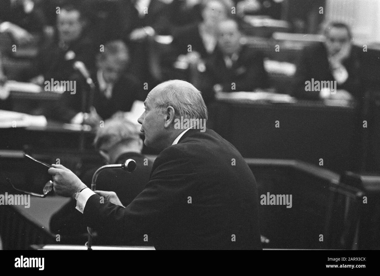 Antwort der Hausregierung Nr. 15, 16: Den Uyl Datum: 10. Oktober 1968 Stichwörter: Regierungen Personenname: Uyl, Joop den Stockfoto