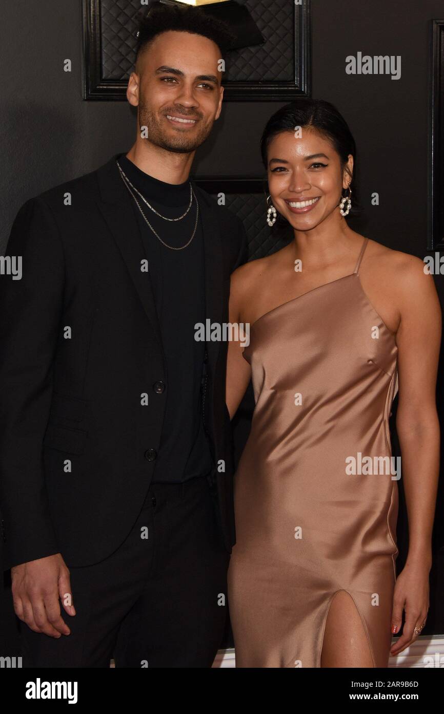 Los Angeles, Kalifornien. Januar 2020. Cassian Stewart, Jess Angeles bei der Ankünfte für den 62. Jährlichen Grammy Award - Ankünfte, STAPLES Center, Los Angeles, CA. 26. Januar 2020. Kredit: Priscilla Grant/Everett Collection/Alamy Live News Stockfoto