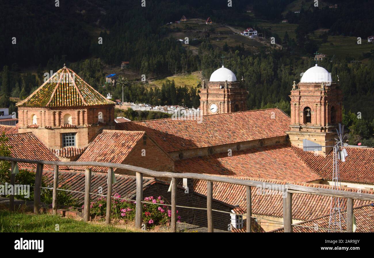 Das Kloster Convento de los Franciscanos und Basílica Menor in Monguí, Boyaca, Kolumbien Stockfoto