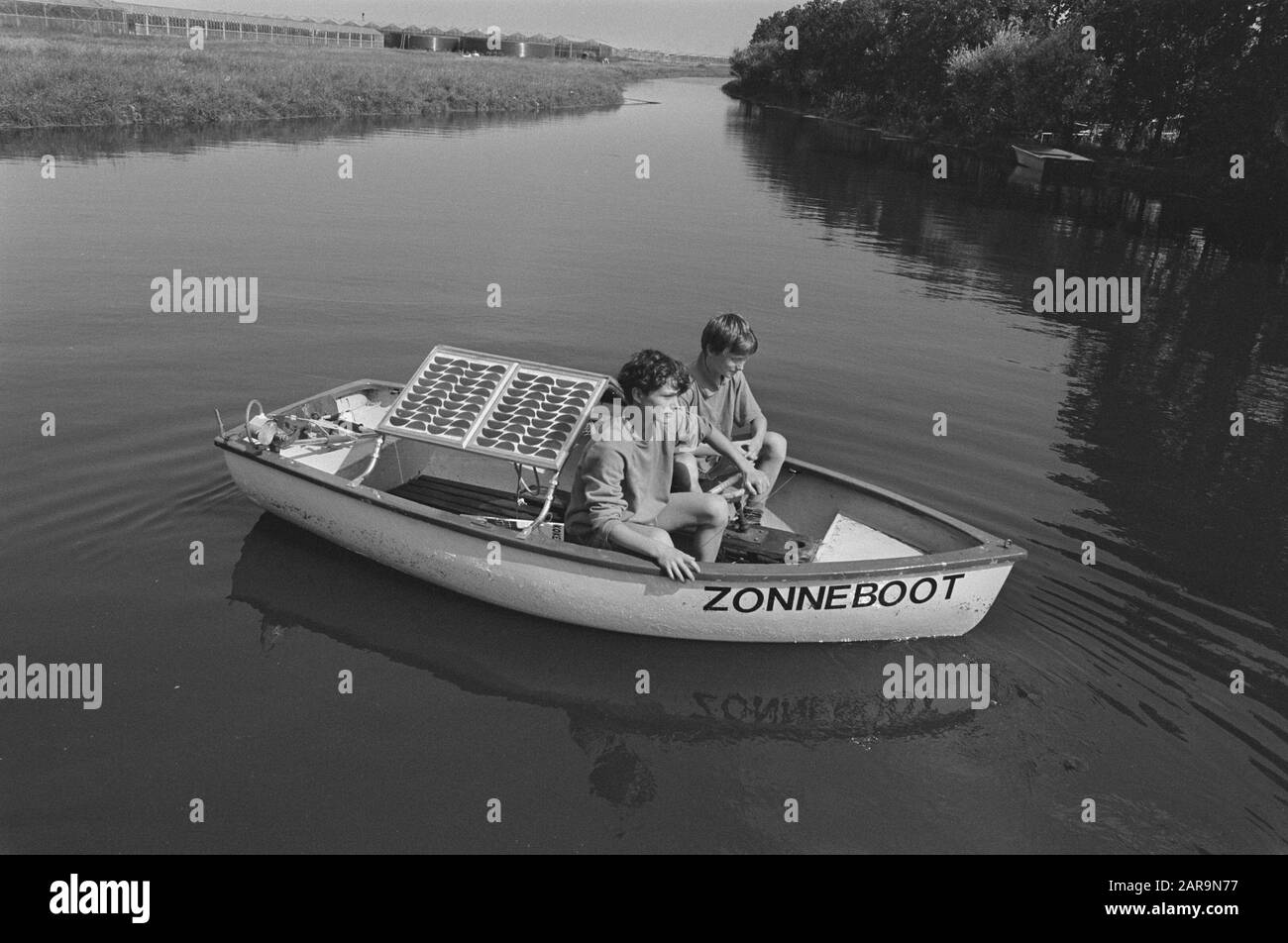 Sonnen- und Windspiele von Stichting Energie anders; Solarboot Datum: 17. Juli 1985 Stockfoto