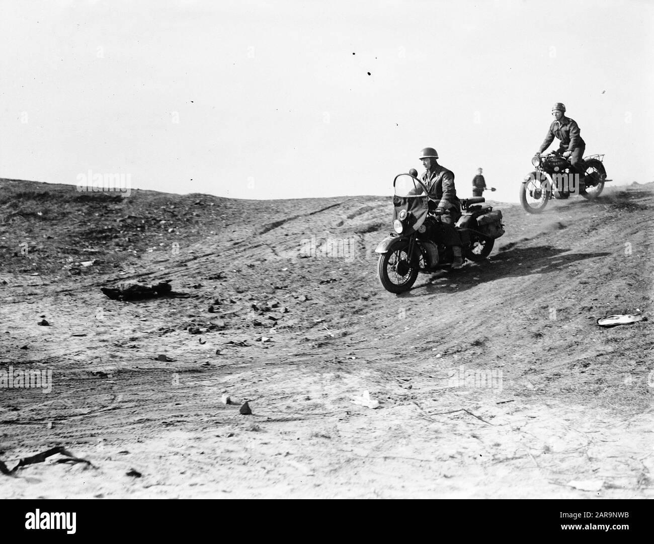 Militär-Motorradfahrer praktizieren Datum: 26. Februar 1948 Schlagwörter: Motorradfahrer, Übung Stockfoto
