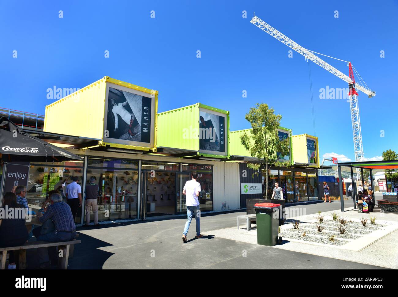 Christchurch, Neuseeland - 24. November 2014: 2014: Wiederanlauf-Containergeschäfte wurden in das westliche Ende der Cashel Street Mall verlegt. Stockfoto