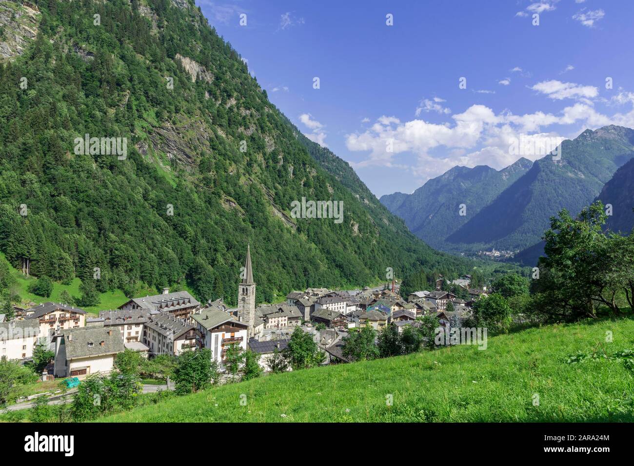 Blick auf die Umgebung, Alagna Valsesia, Provinz Vercelli, Piemont, Italien Stockfoto