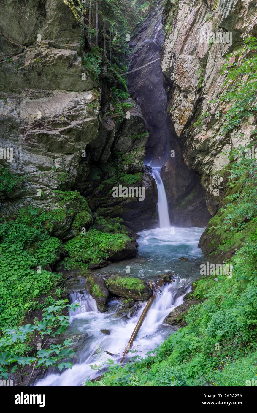 Wasserfall Caldaia d'Otro, Alagna Valsesia, Provinz Vercelli, Piemont, Italien Stockfoto