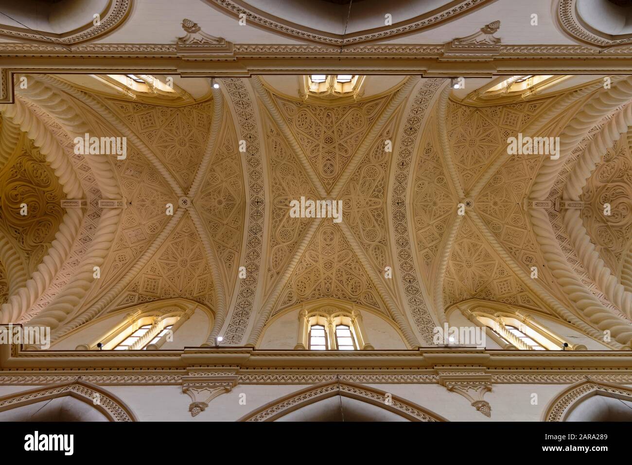 Tonnengewölbe mit Stuck, Innenansicht, Dom von Neapel, Dom di Napoli, Erice, Sizilien, Italien Stockfoto