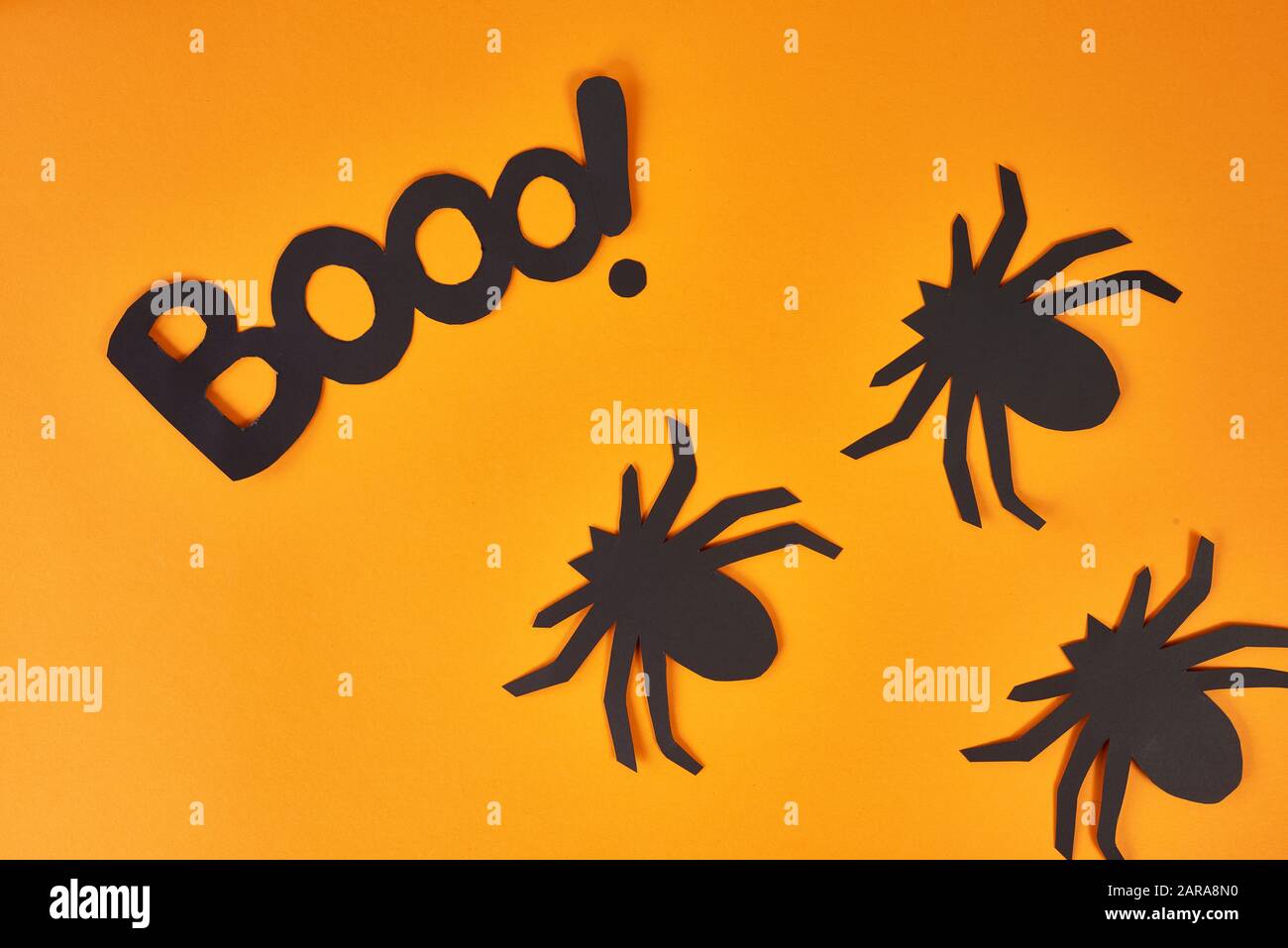 Halloween Hintergrund mit großen Spinnen Stockfoto