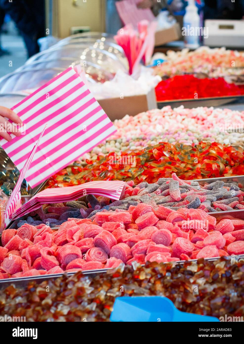 Selektiver Fokus, sortiert Soft sugar Jelly süß auf dem Weihnachtsmarkt im Winter Wonderland von London Stockfoto