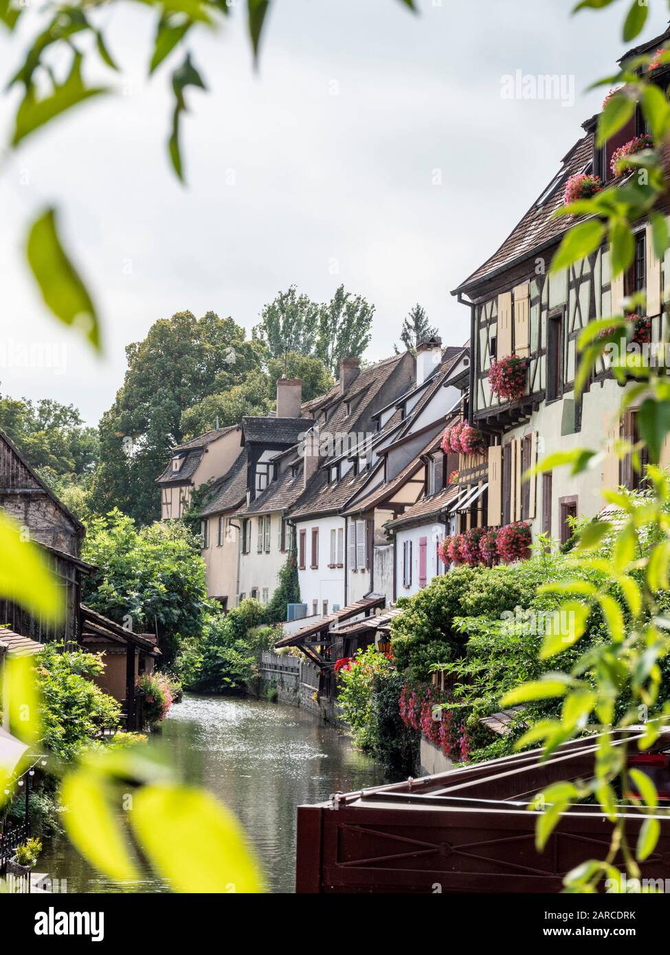 Blick auf den Fluss La lauch im französischen Colmar Alsace Stockfoto