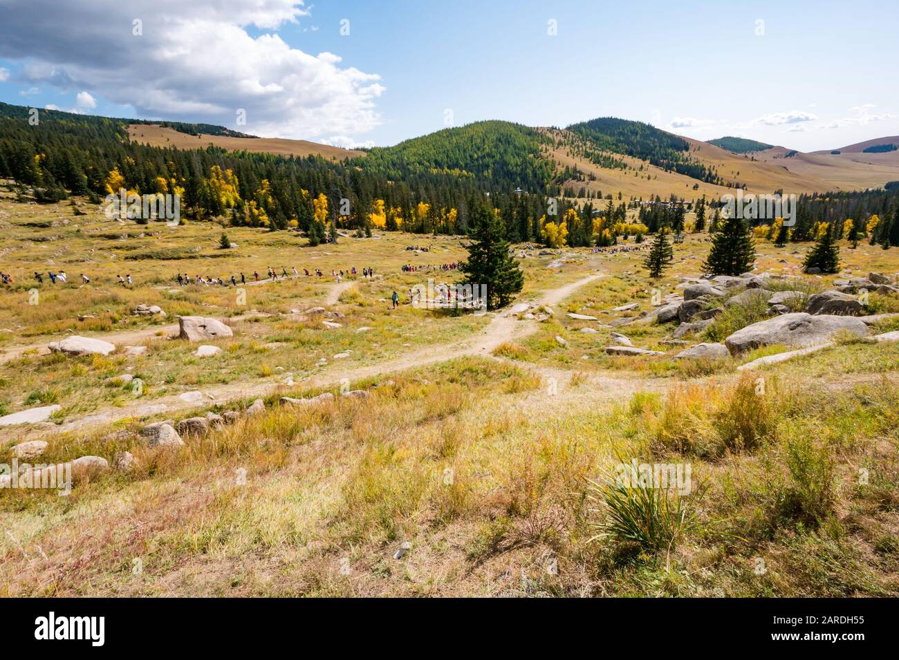 Vallye Blick auf Manzushir Khiid oder das Kloster Manjusri, Bodg Khan Mountains, die Mongolei Stockfoto