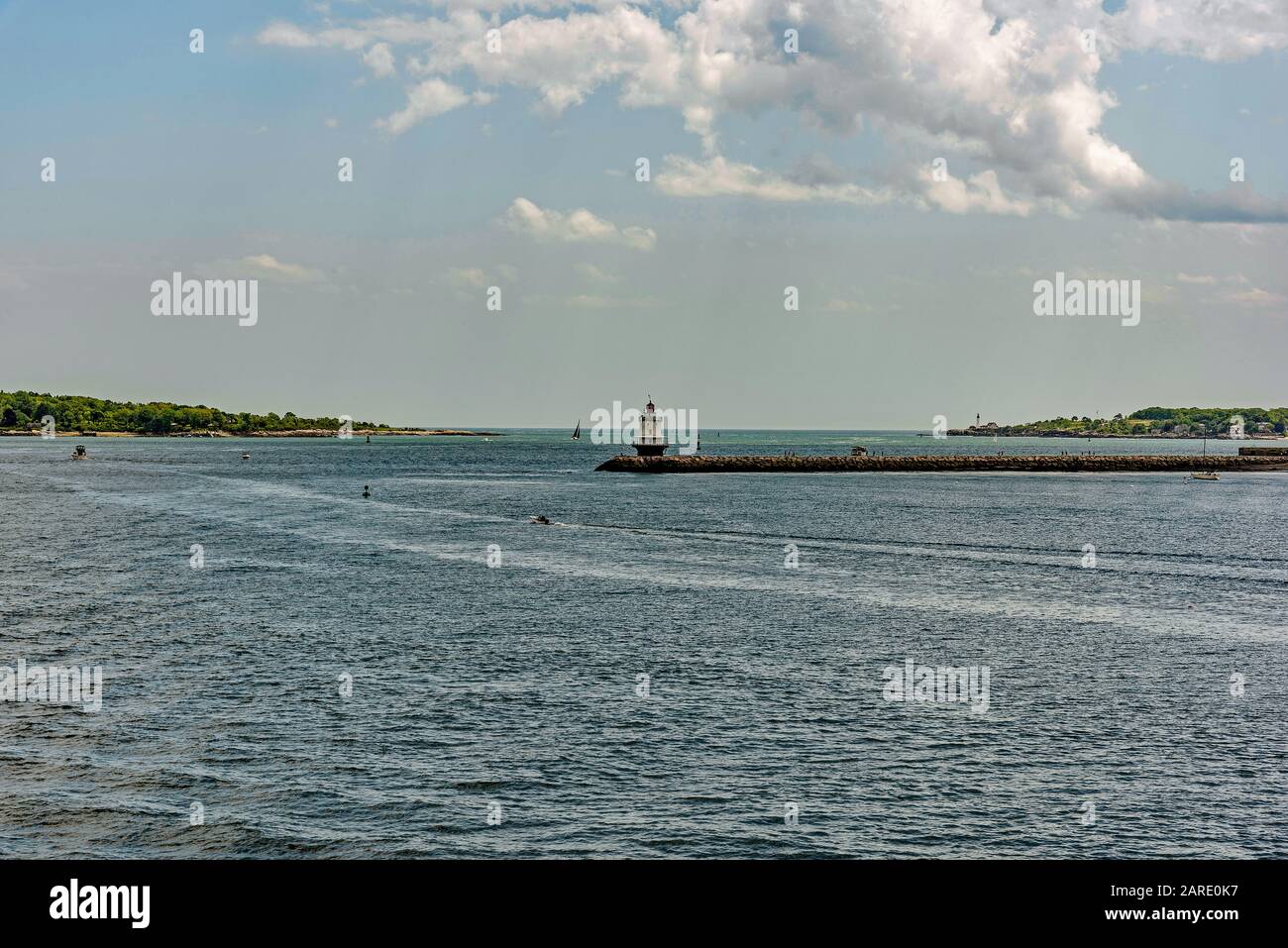 Eingang zum Hafen von Portland, Maine mit Leuchtturm von Pug Stockfoto