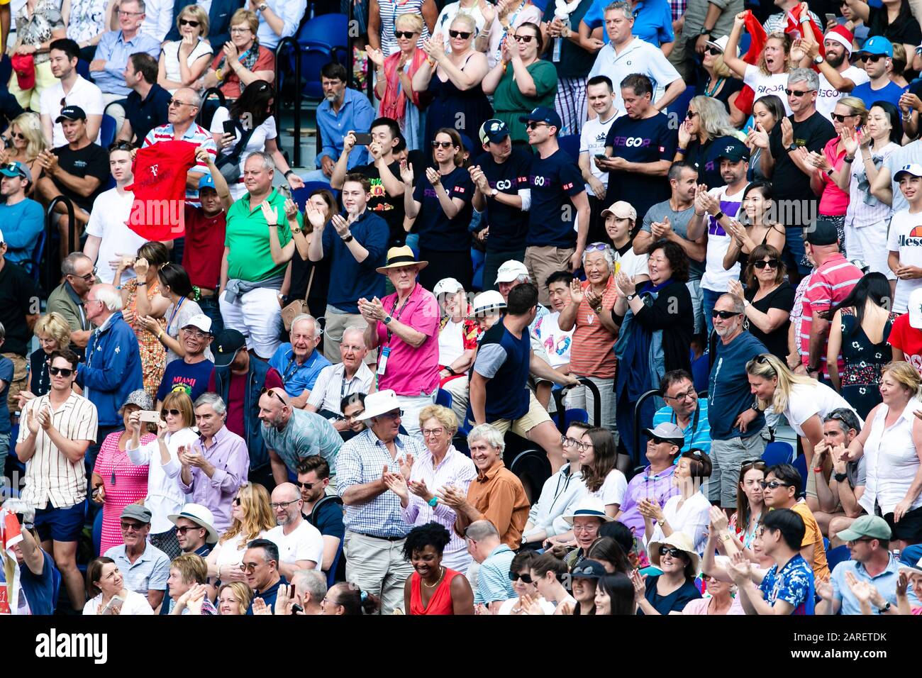 Melbourne, Australien. Januar 2020. Tennisfans jubeln beim Tennisturnier 2020 Australian Open Grand Slam in Melbourne, Australien an. Credit: Frank Molter/Alamy Live News Stockfoto