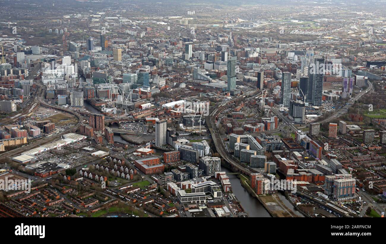 Januar 2020, Luftbild zur Skyline der Innenstadt von Manchester Stockfoto
