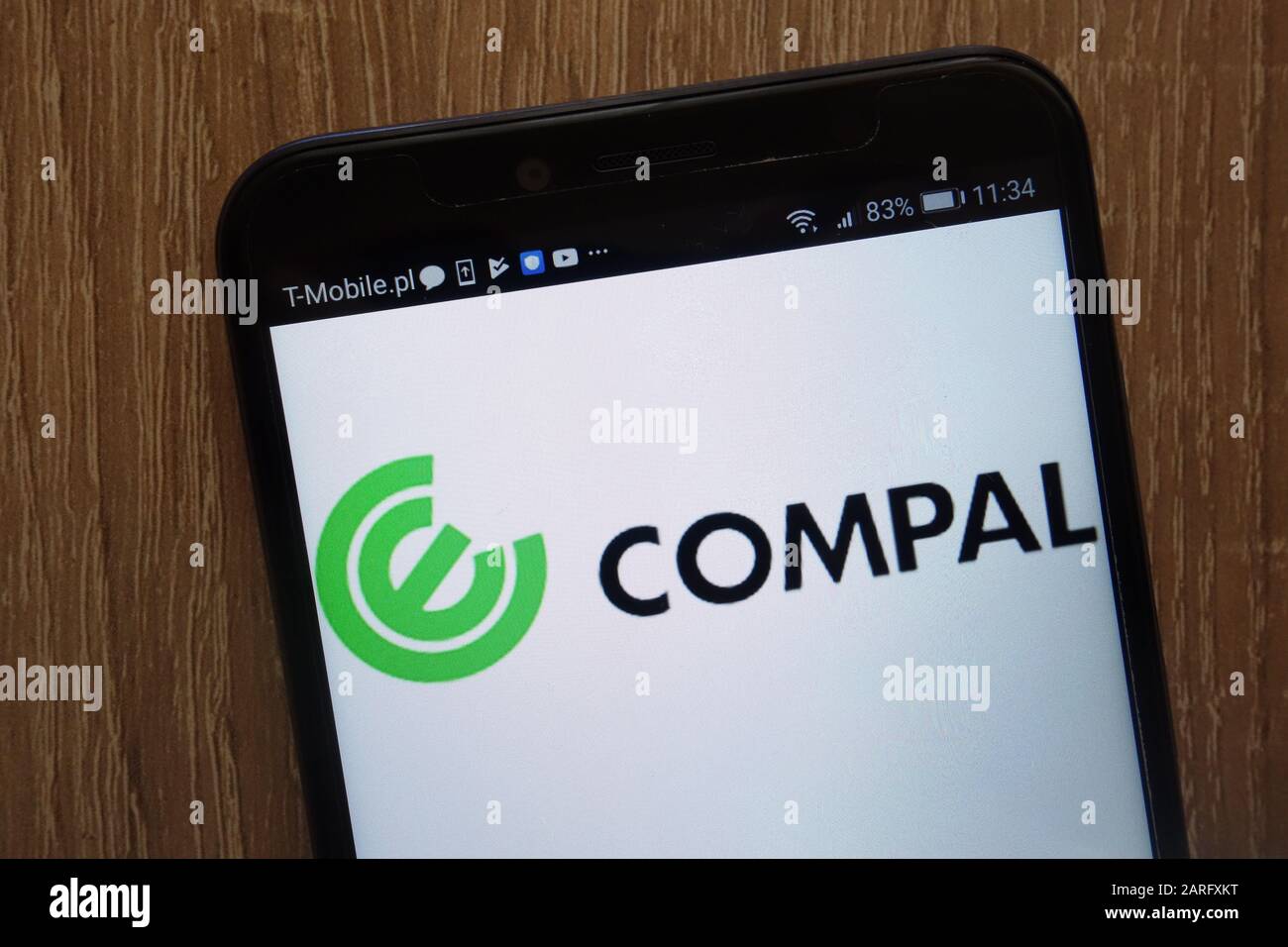 Das Logo von Compal Electronics wird auf einem modernen Smartphone angezeigt Stockfoto