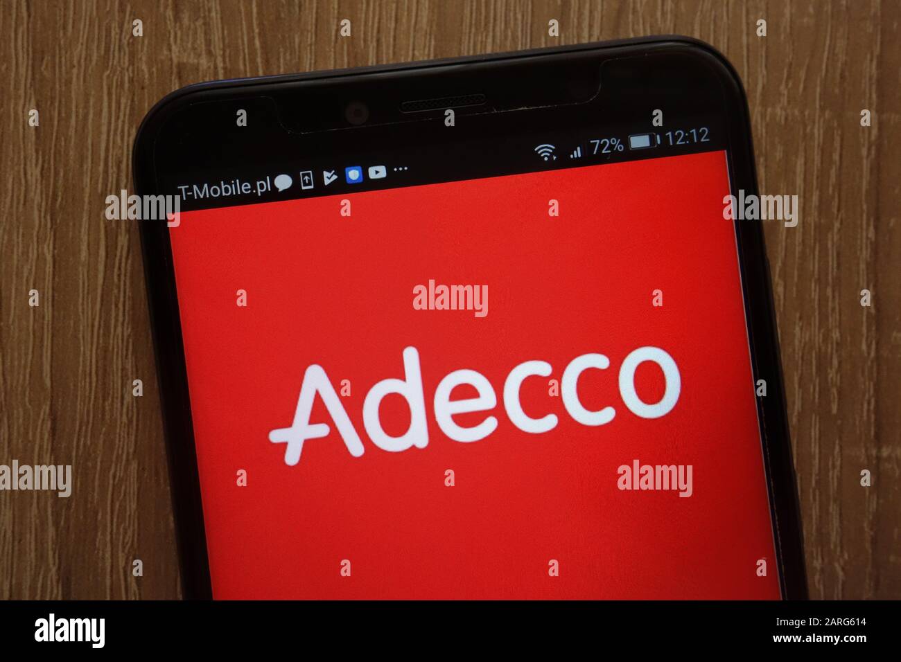 Das Logo der Adecco Group wird auf einem modernen Smartphone angezeigt Stockfoto