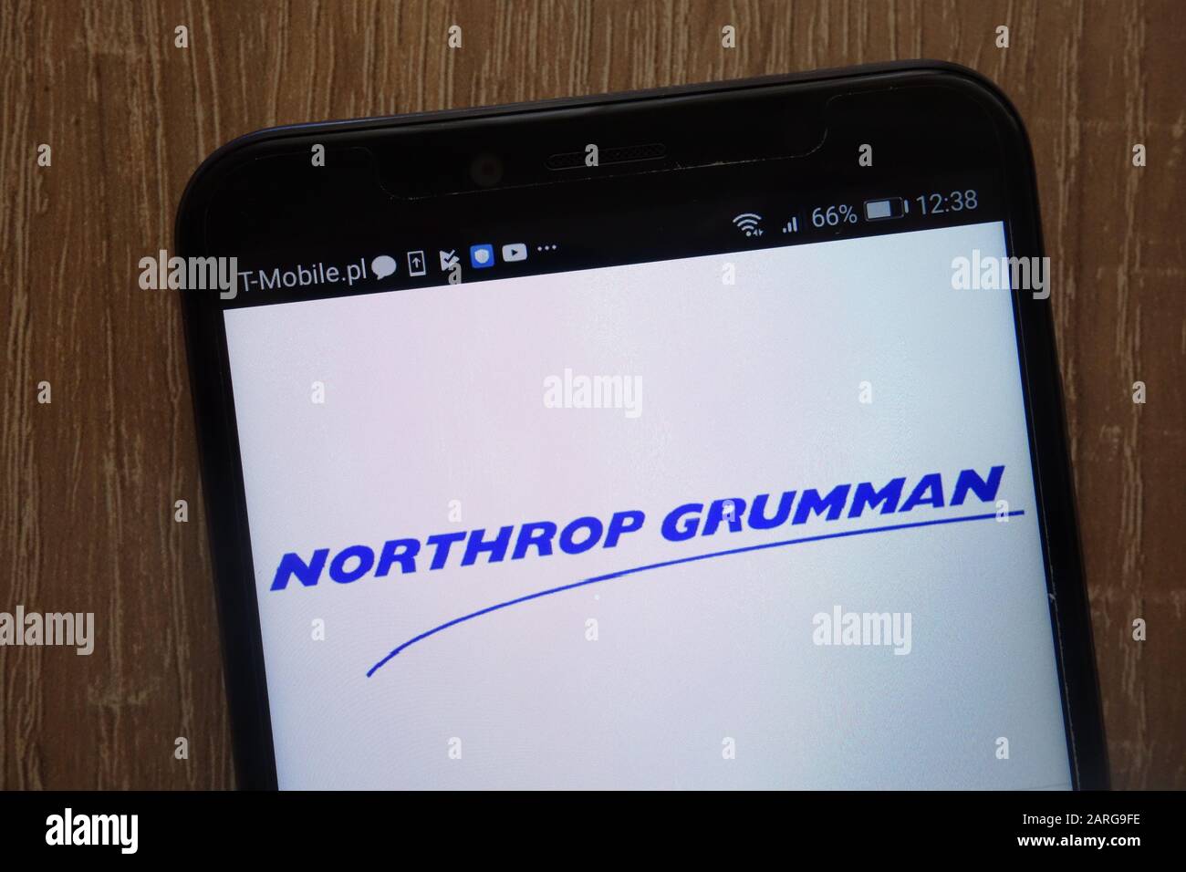 Das Logo der Northrop Grumman Corporation wird auf einem modernen Smartphone angezeigt Stockfoto