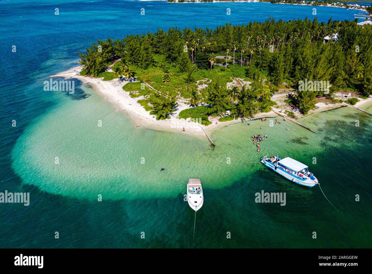 Luftaufnahmen von Starfish Point on Water Cay, Grand Cayman, Cayman Islands, Caribbean, Mittelamerika Stockfoto