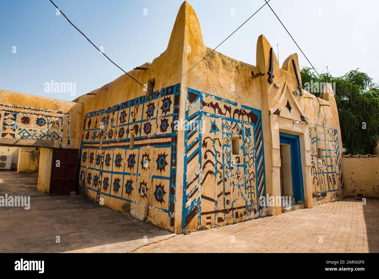 Farbenfroher Sultan-Palast von Koure, Niger, Westafrika, Afrika Stockfoto