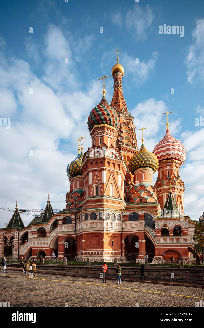 Außenansicht der Kathedrale von St. Basil, Roter Platz, UNESCO-Weltkulturerbe, Moskau, Moskauer Oblast, Russland, Europa Stockfoto