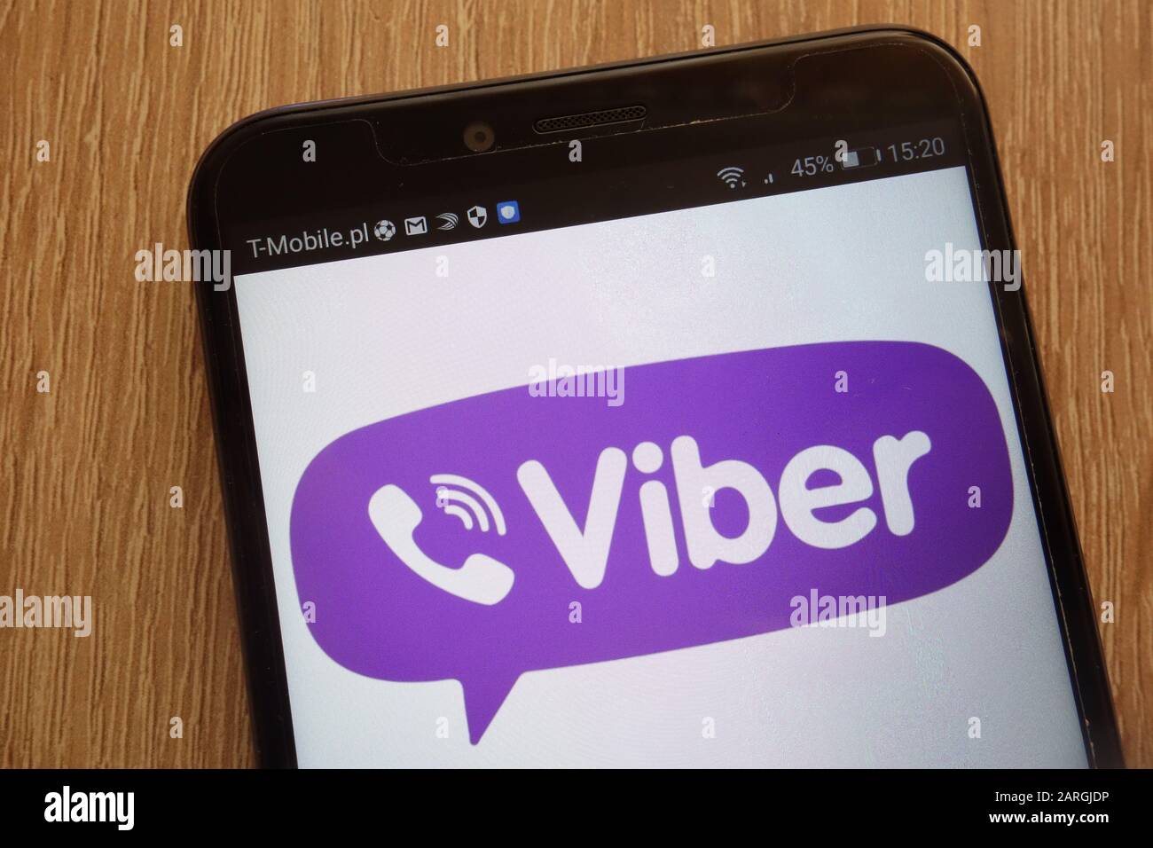 Das Viber-Logo wird auf einem modernen Smartphone angezeigt Stockfoto