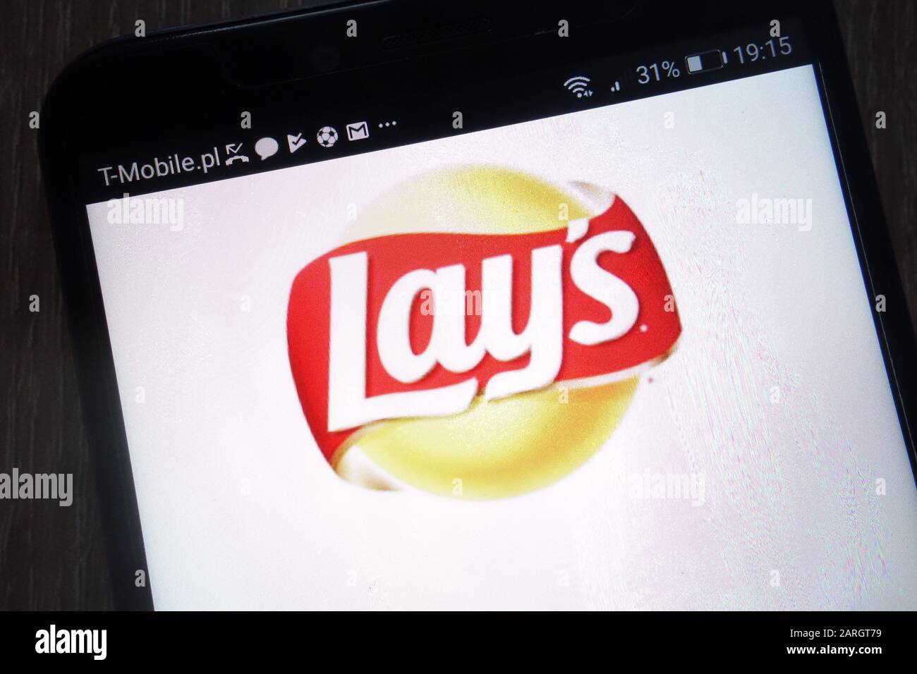 Lays Logo wird auf einem modernen Smartphone angezeigt Stockfoto