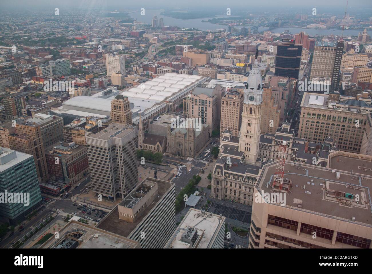 Philadelphia, USA. Mai 2018. Philadelphia, USA Mai 2018: Impressions Philadelphia - Mai - 2018 Stadtbild von Philadelphia mit Rathaus/Rathaus von Rocky Steps - Nutzung Worldwide Credit: Dpa/Alamy Live News Stockfoto