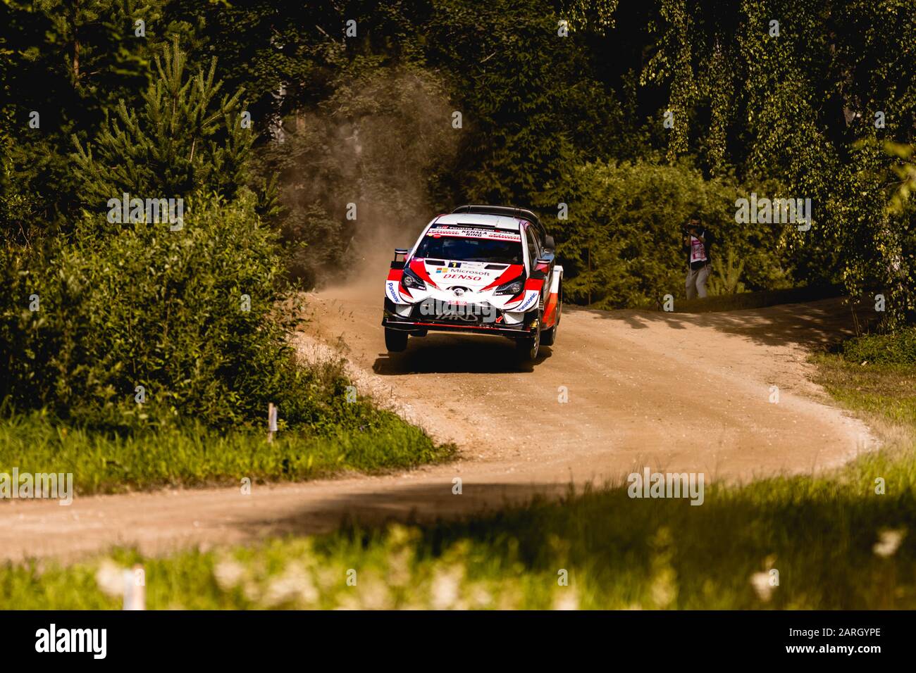Ott Tänak und Martin Järveoja über einen Schlag Stockfoto