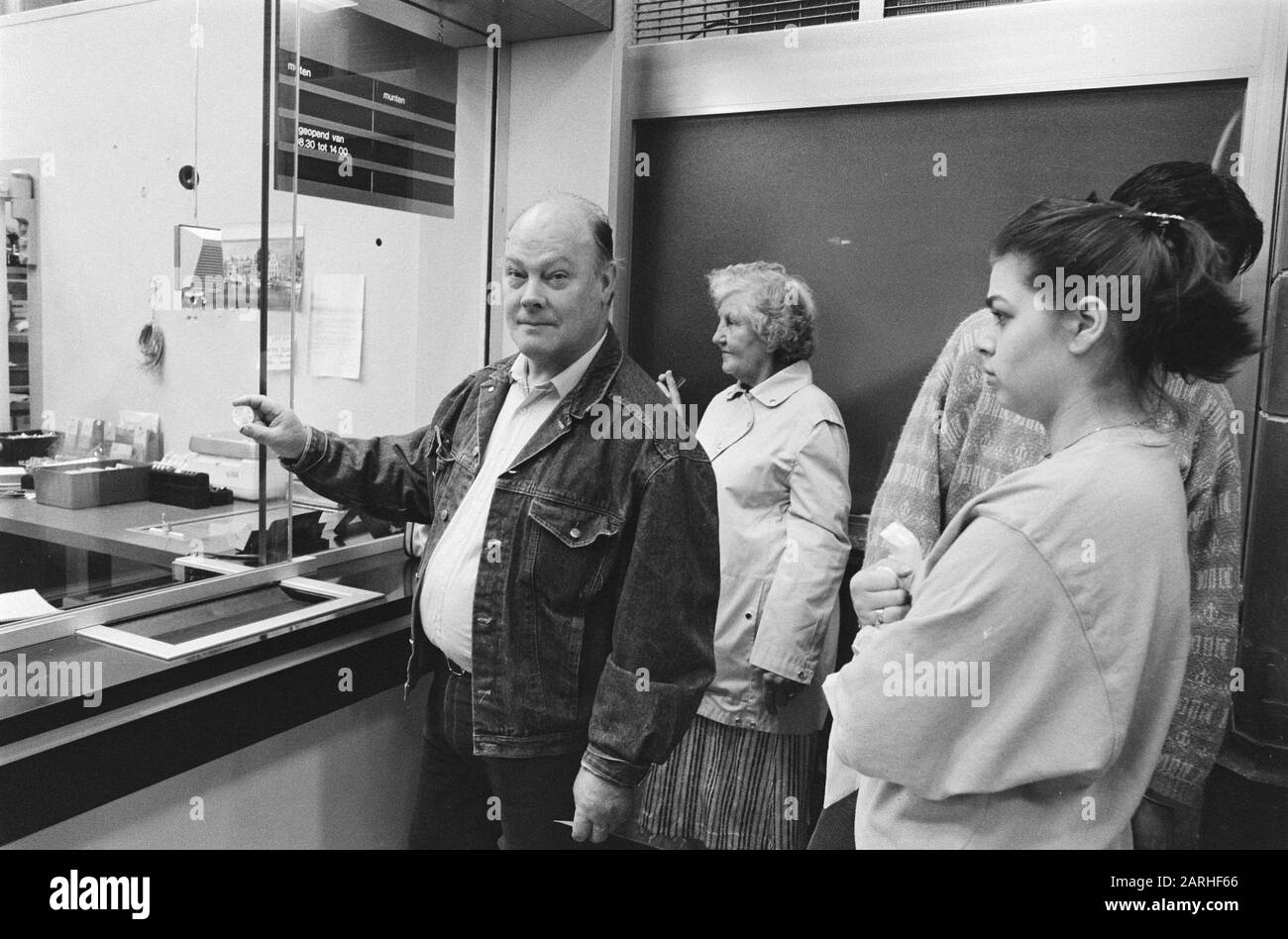 50-jährige Silbermünze zum 50-jährigen Jubiläum Prinzessin Juliana und Prinz Bernhard Datum: 29. April 1987 Schlüsselwörter: Ehen, Münzen persönlicher Name: Bernhard, Fürst, Juliana, Prinzessin Stockfoto