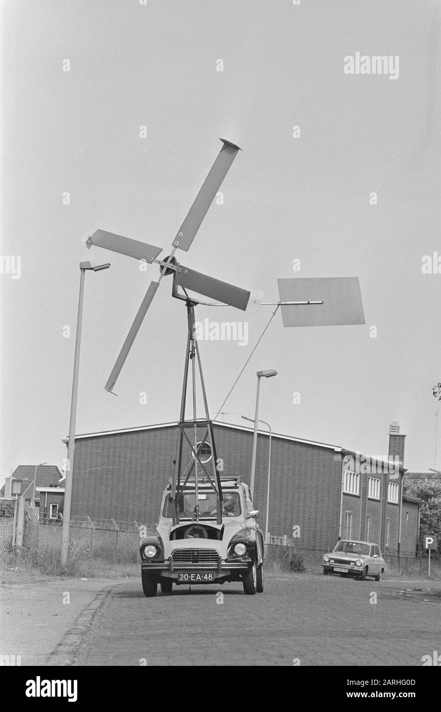 Sonnen- und Windspiele von Stichting Energie anders; Windautomatik Datum: 17. Juli 1985 Stockfoto