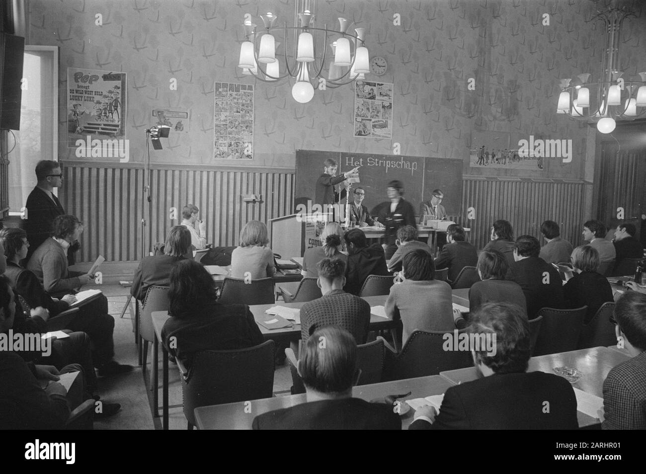 Auktion von Comics Datum: 2. Mai 1970 Schlüsselwörter: Comics, Auktion Stockfoto